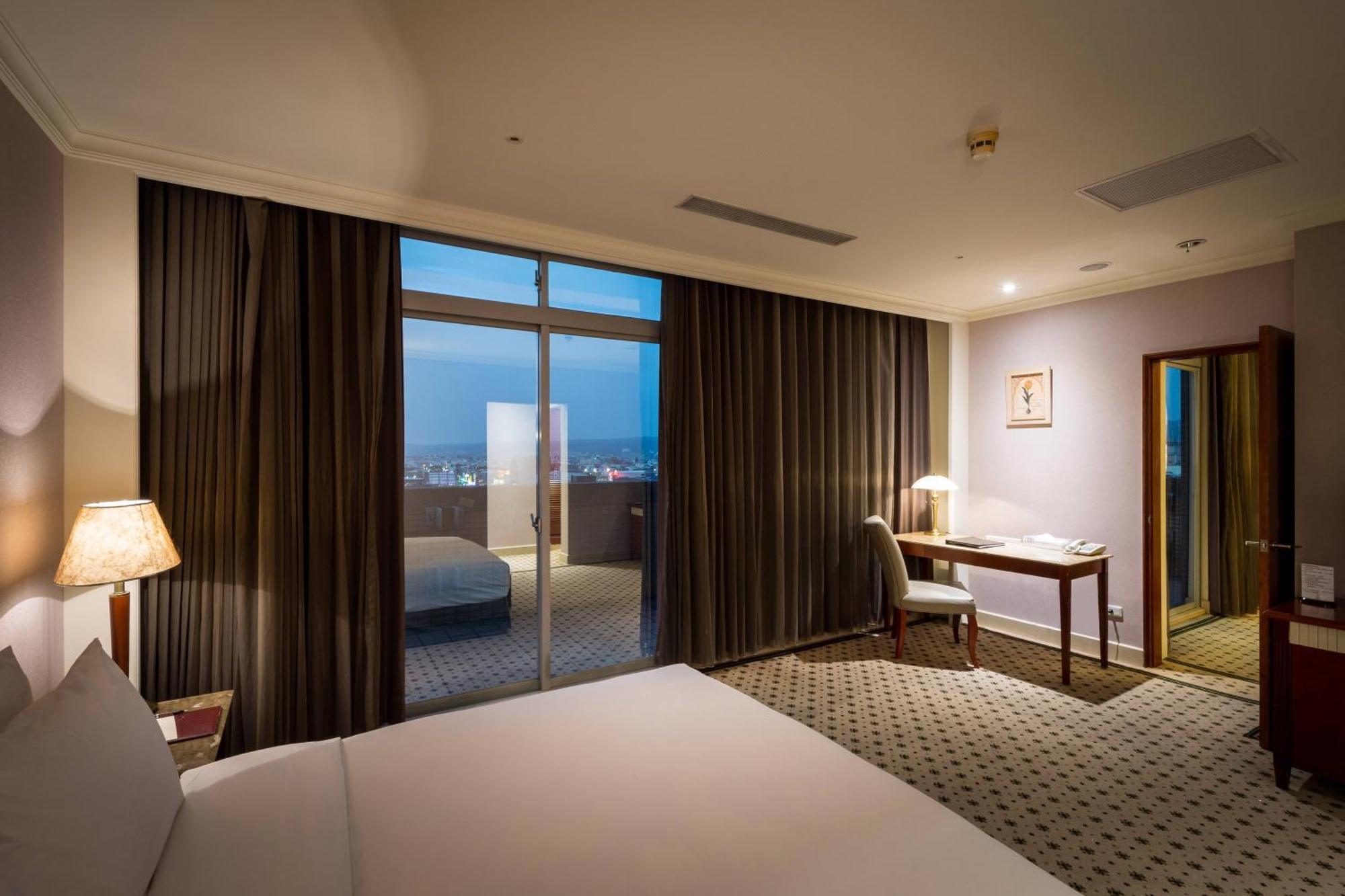 Grand View Hotel Yuanlin Quarto foto
